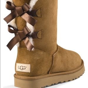 K Bailey Bow ll UGGS